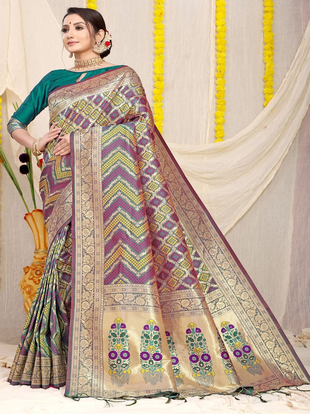 

SGF11 Bandhani Printed Zari Kanjeevaram Saree, Teal