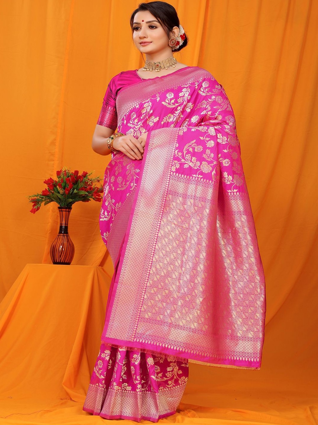 

SGF11 Ethnic Motifs Zari Kanjeevaram Saree, Pink