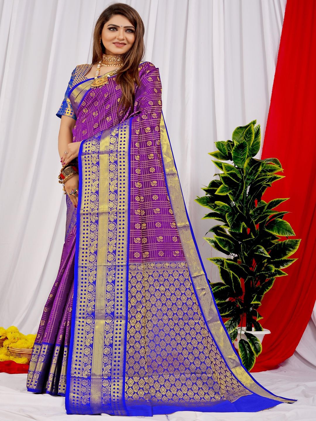 

SGF11 Woven Design Zari Kanjeevaram Saree, Purple