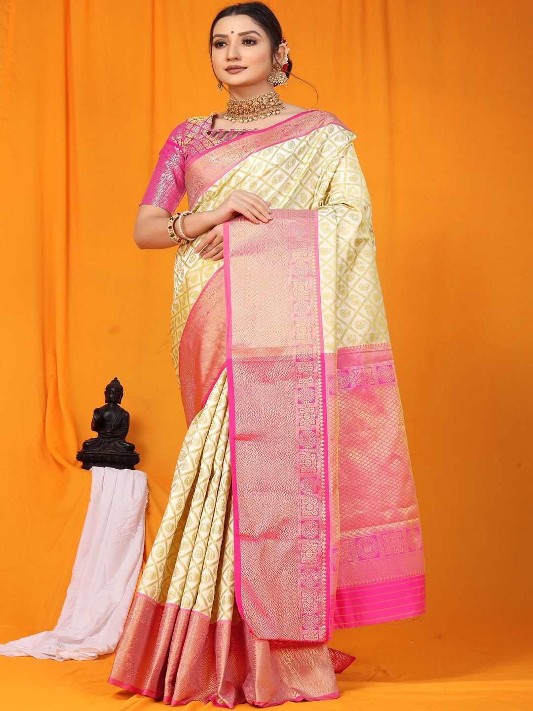 

SGF11 Ethnic Motifs Zari Kanjeevaram Saree, Off white