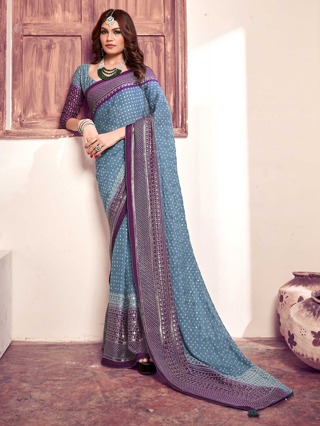 

Panzora Ethnic Motifs Saree, Grey