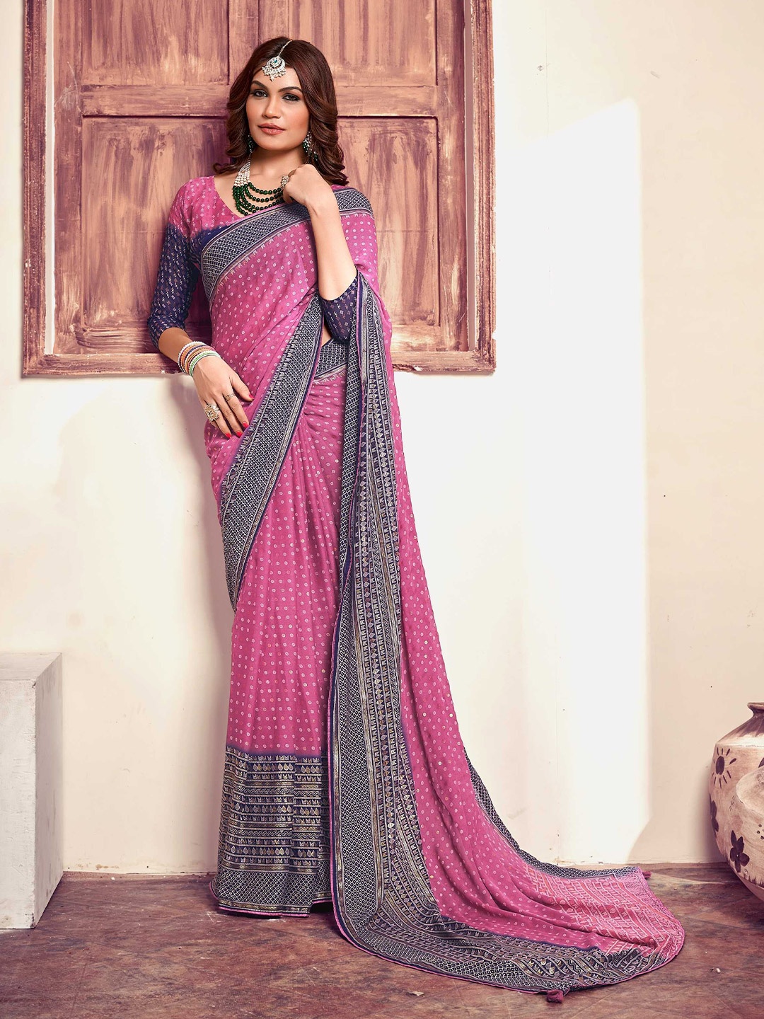 

Panzora Floral Saree, Pink