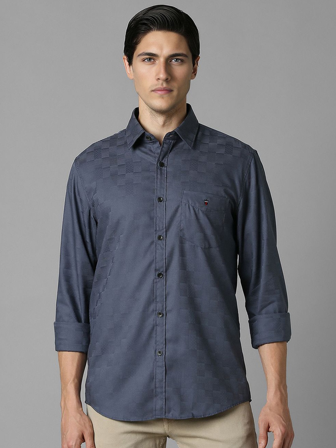 

Louis Philippe Sport Men Slim Fit Opaque Casual Shirt, Navy blue