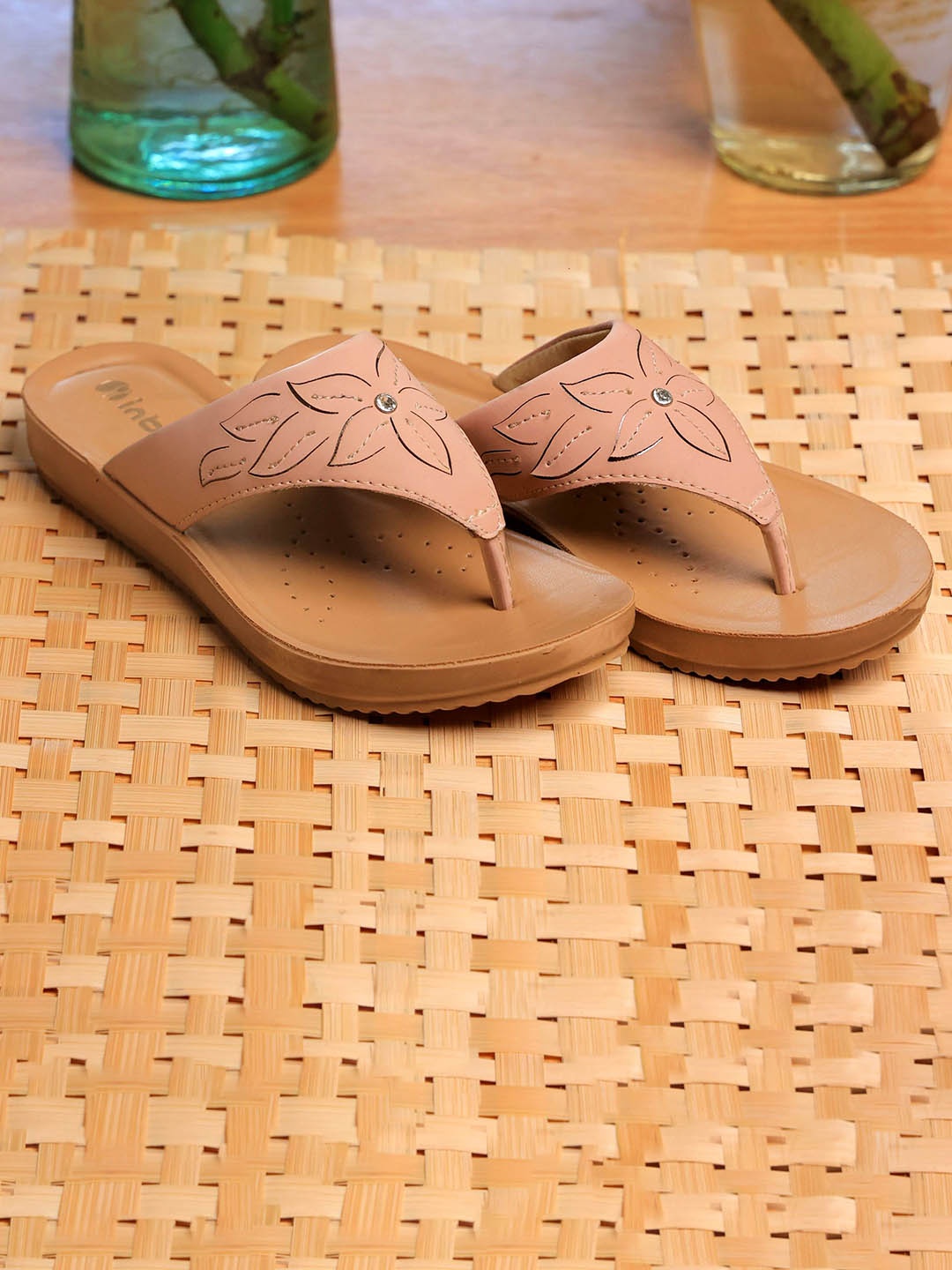 

Inblu Women Open Toe Flats, Mauve