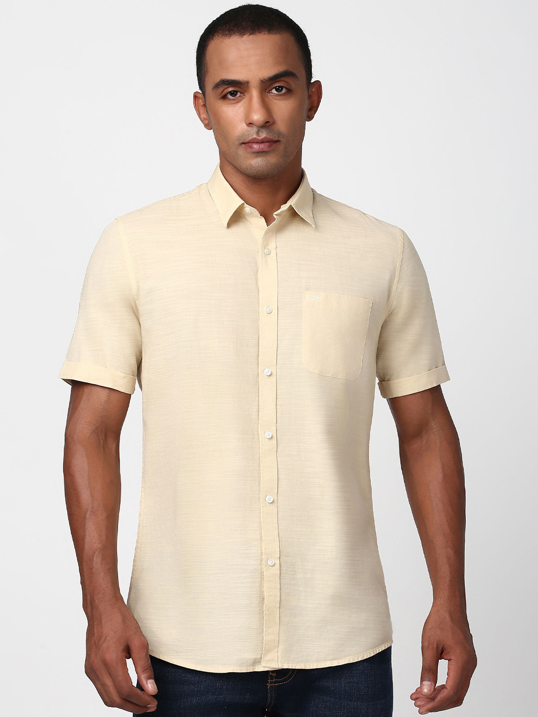 

Peter England Casuals Men Slim Fit Opaque Casual Shirt, Beige