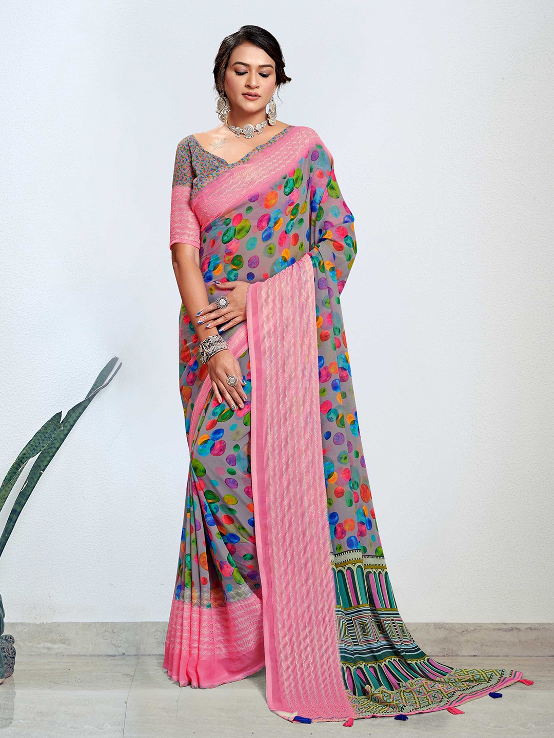 

Panzora Floral Zari Designer Saree, Pink