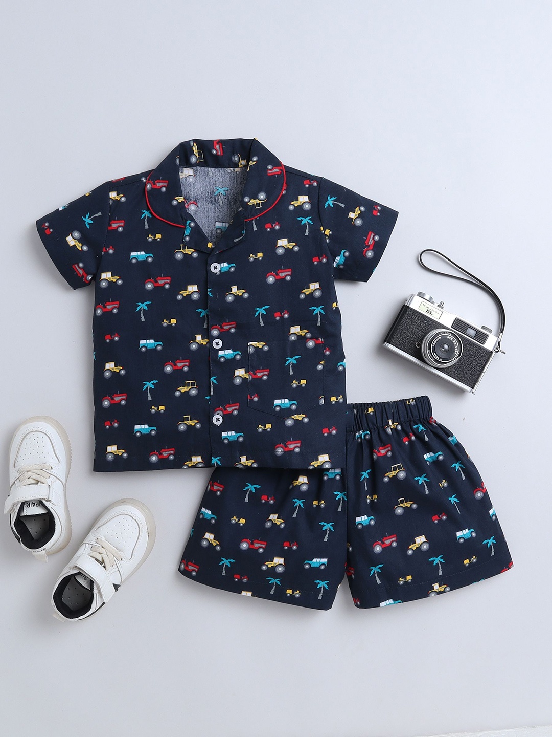 

The Magic Wand Kids Lapel Collar Short Sleeves Printed Night suit, Navy blue