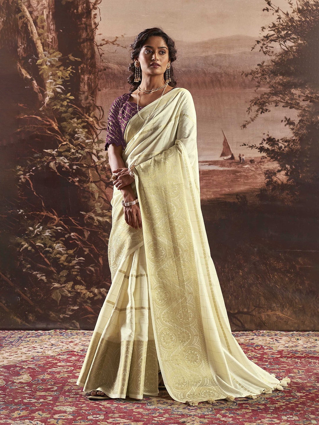 

Mitera Woven Design Zari Saree, Cream