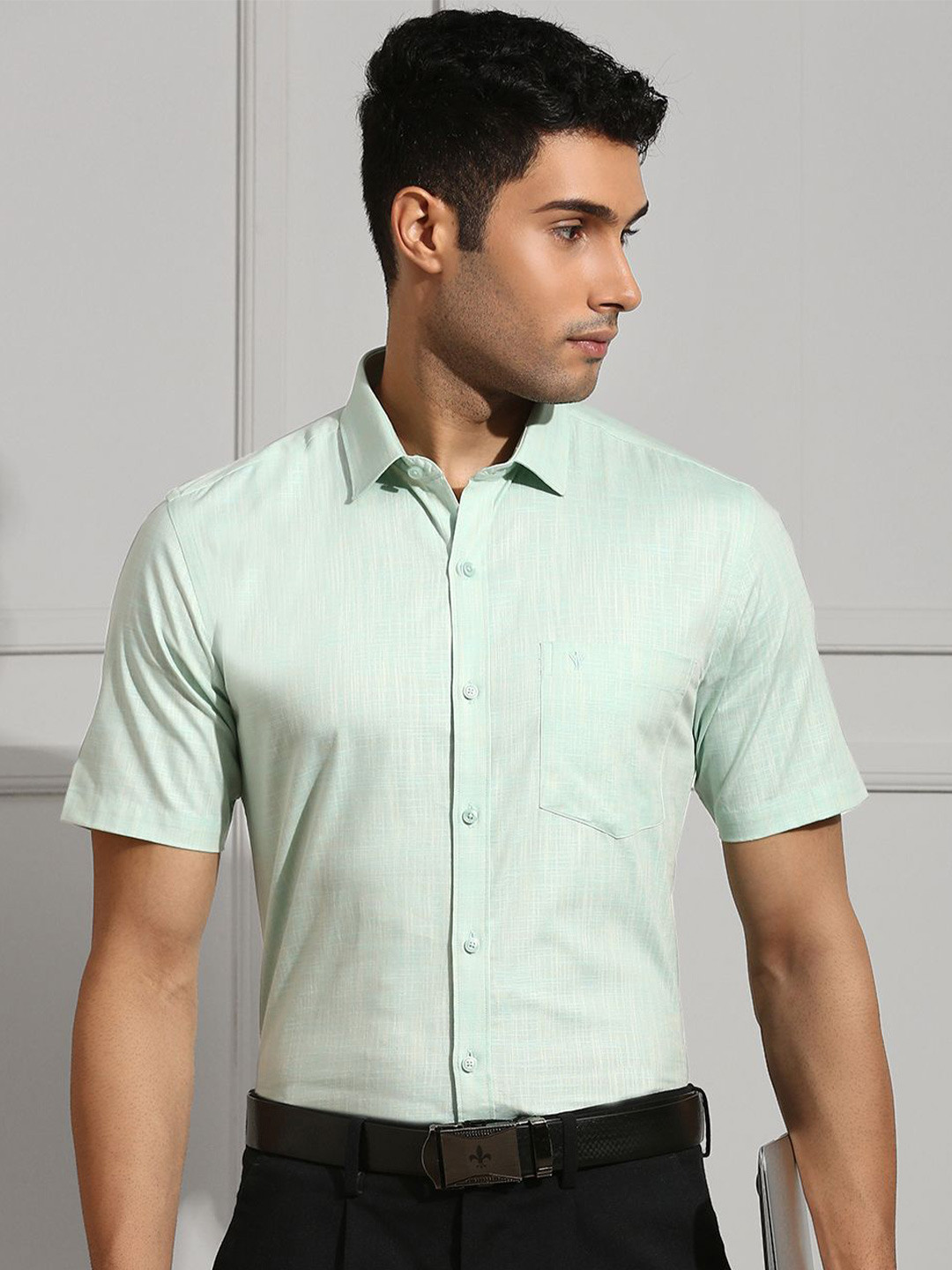 

Ramraj Men Solid Spread Collar Cotton Formal Shirt, Green