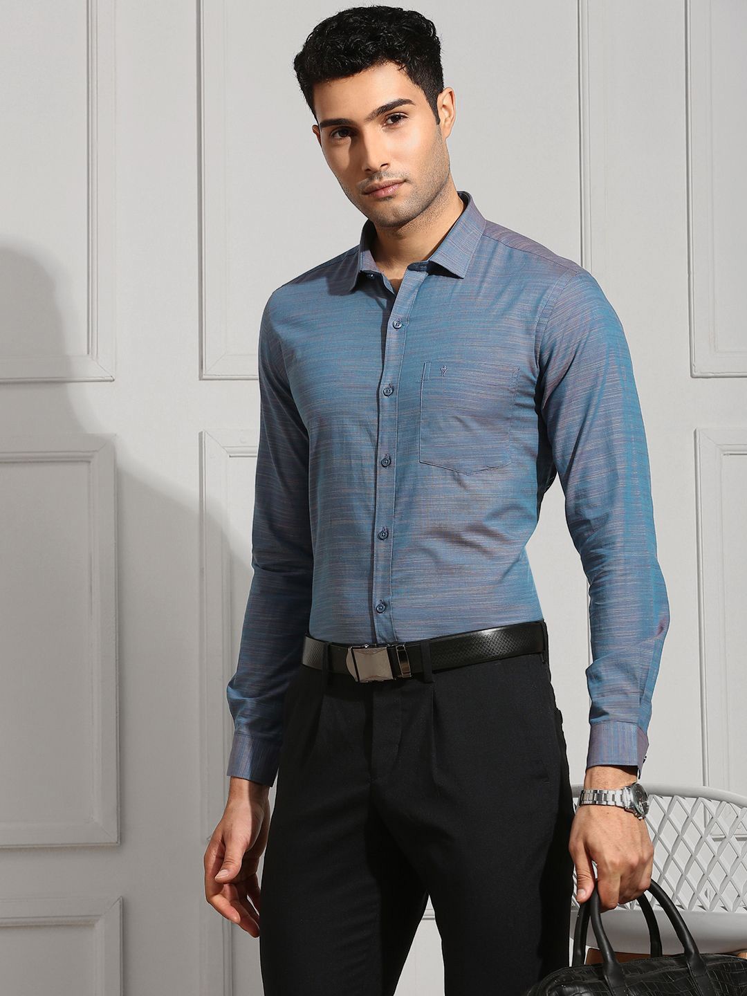 

Ramraj Men Solid Spread Collar Cotton Formal Shirt, Blue