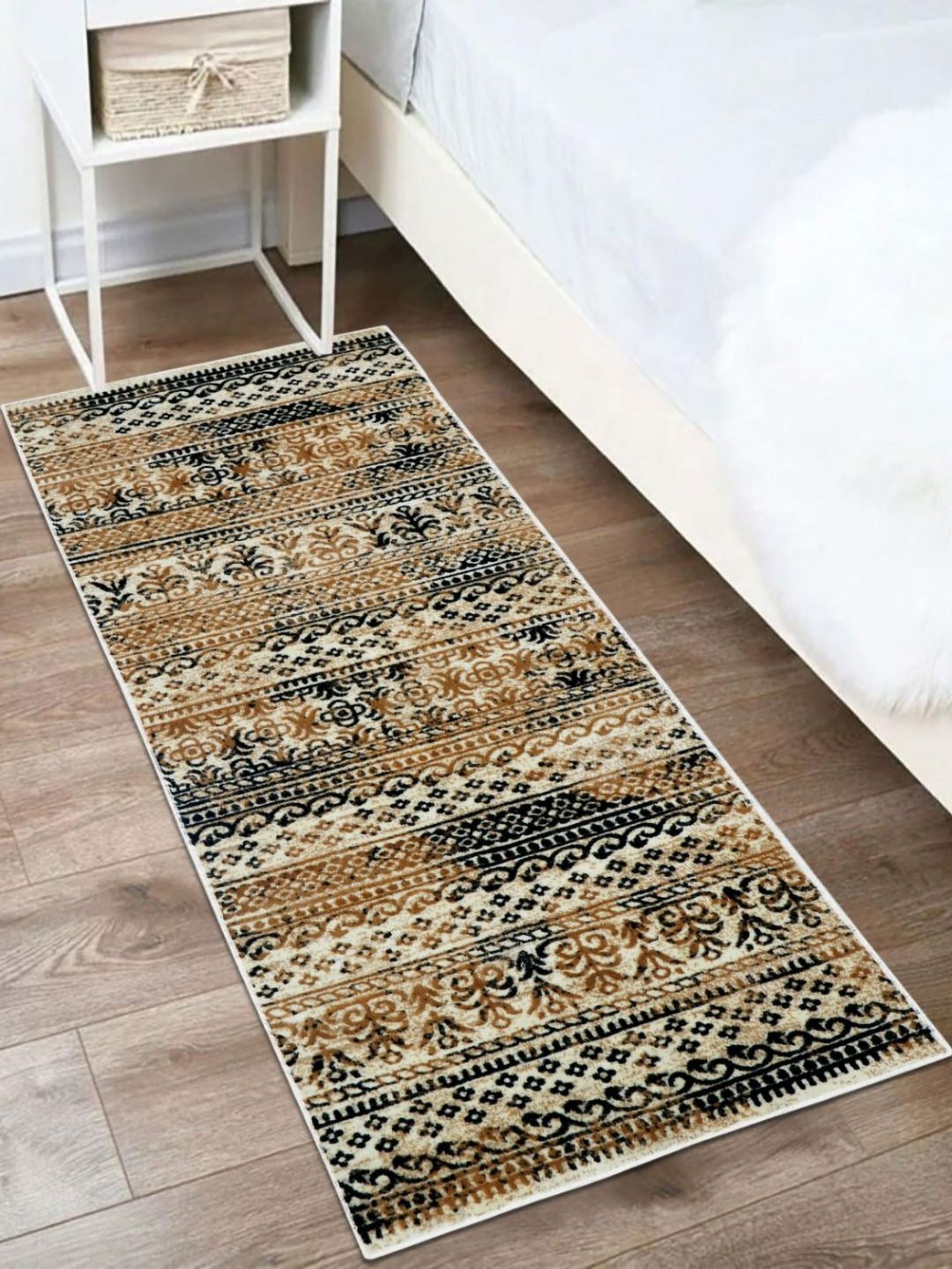 

MODEFE Beige & White Floral Anti-Skid Rectangular Carpet