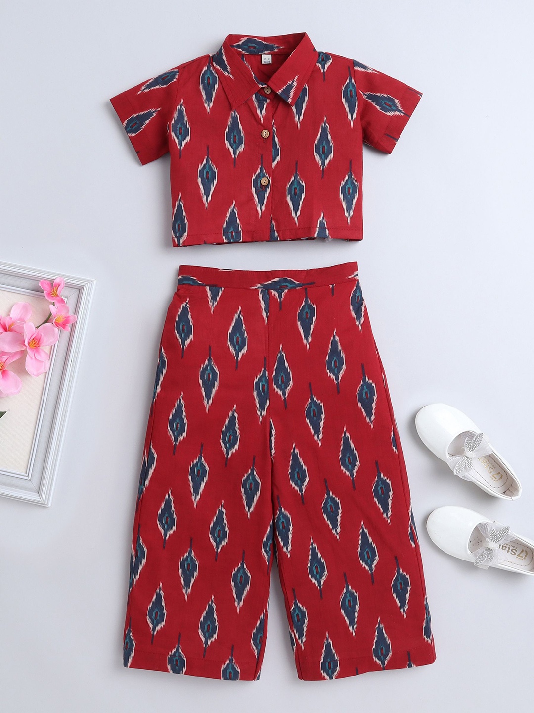 

The Magic Wand Girls Shirt Collar Short Sleeves Printed Top with Pyjamas, Maroon