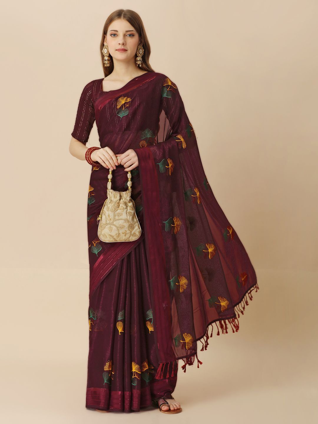 

HERE&NOW Floral Embroidered Saree, Maroon