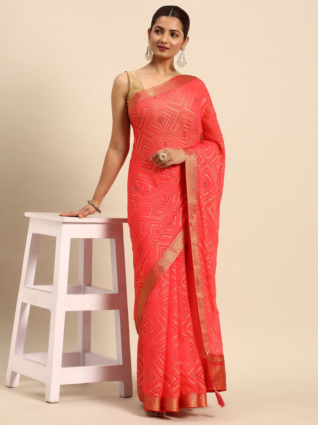 

HERE&NOW Zari Brasso Saree, Pink