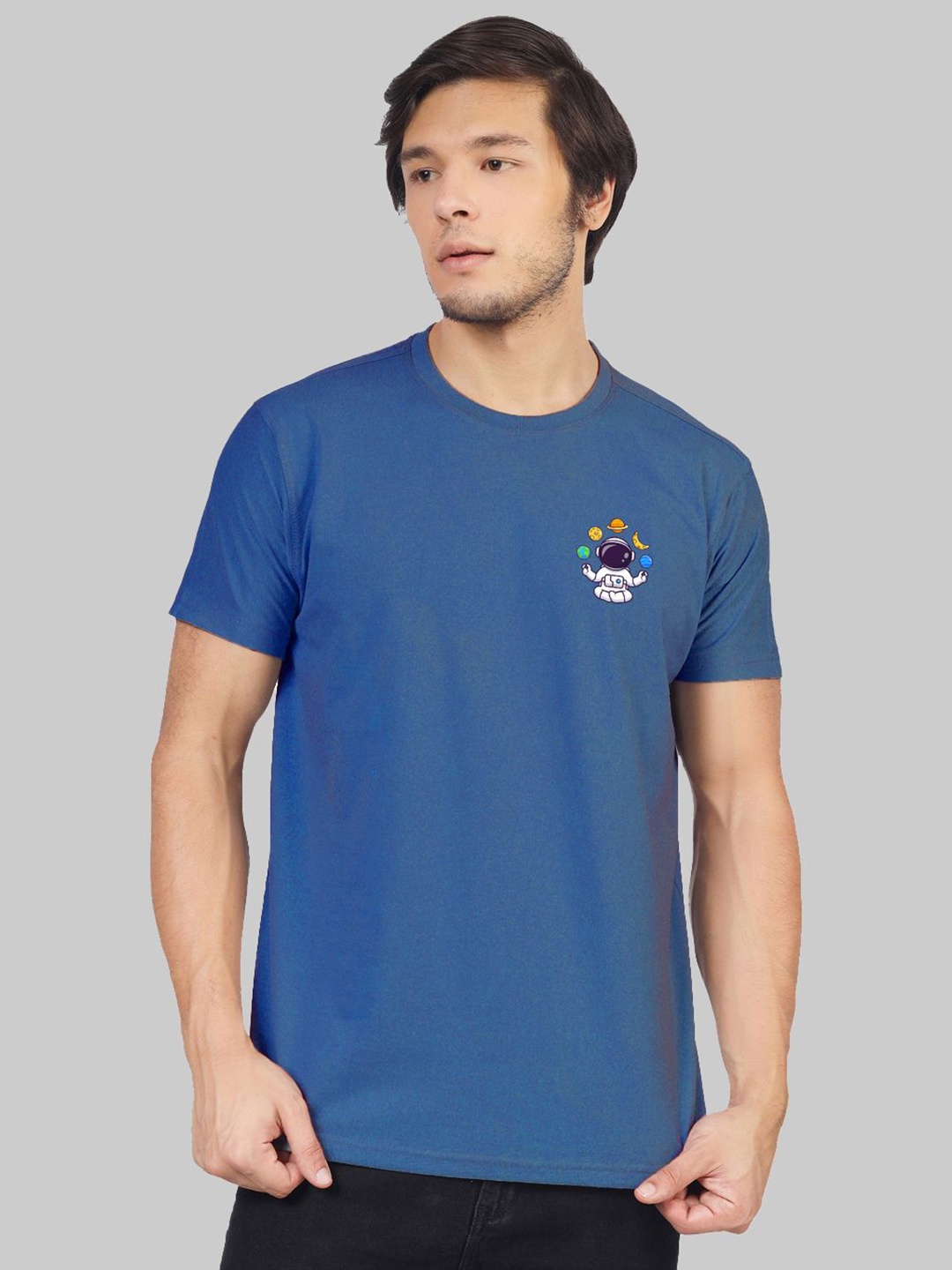 

Greylongg Men Round Neck Graphic Printed T-shirt, Blue