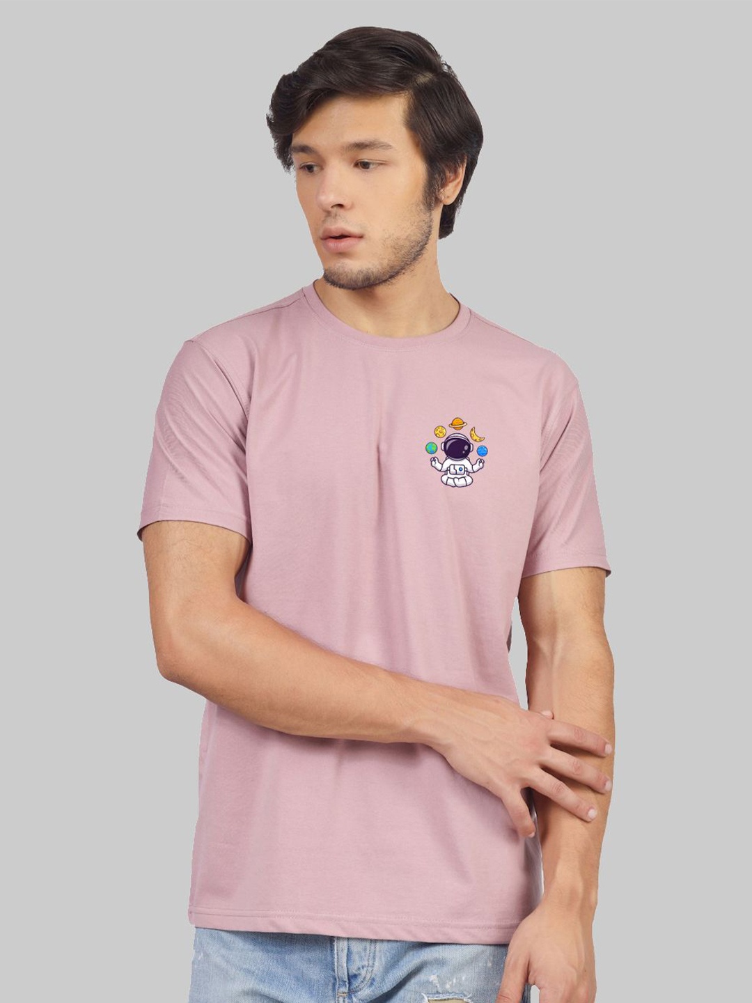 

Greylongg Men Round Neck Graphic Printed T-shirt, Purple