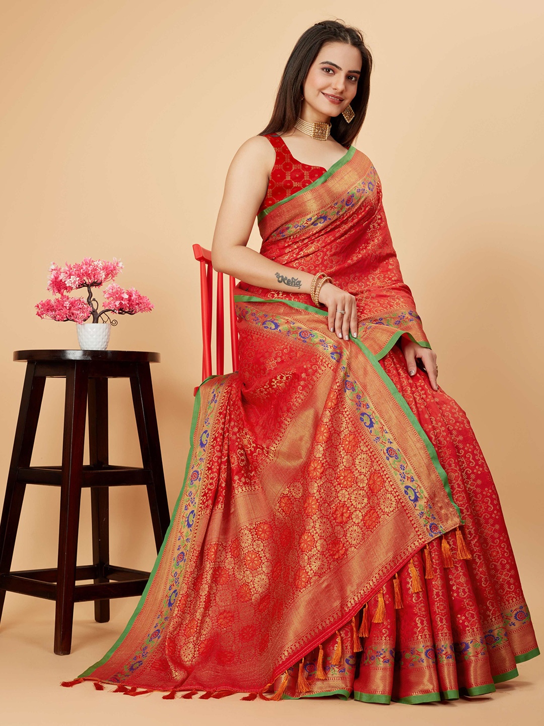 

bansari textiles Woven Design Zari Banarasi Saree, Red