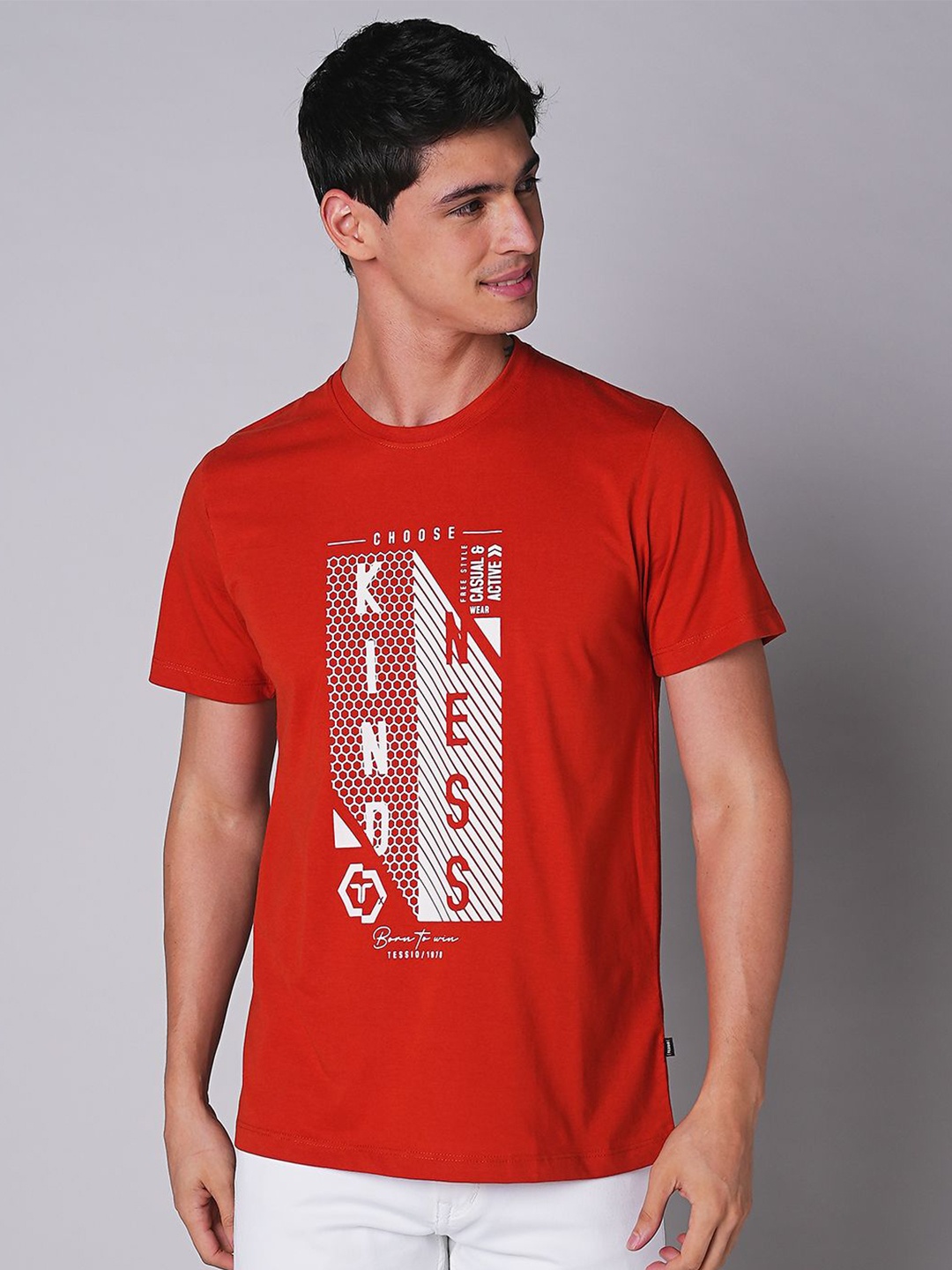

TESSIO Men Typography Printed Round Neck T-shirt, Red