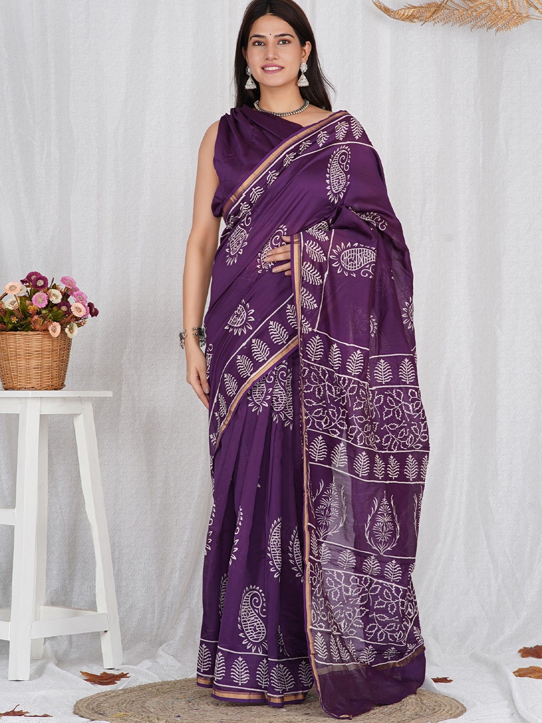 

Shivanya Handicrafts Ethnic Motifs Zari Pure Silk Block Print Saree, Purple