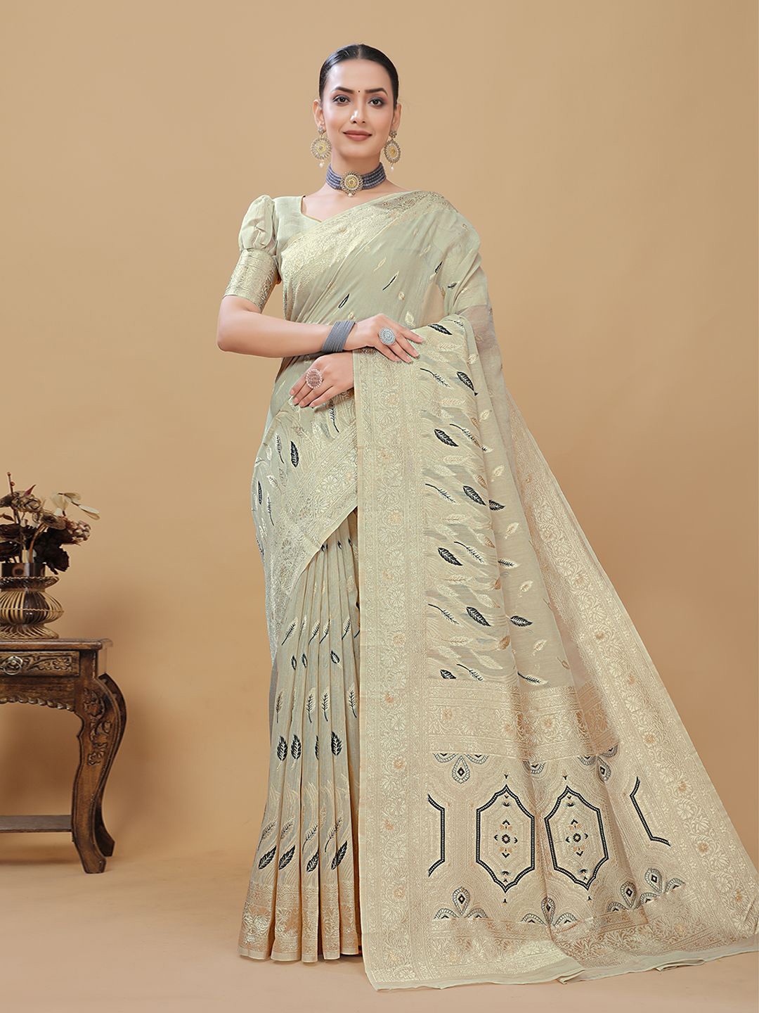 

RUDIT CREATION Woven Design Zari Linen Blend Saree, Grey