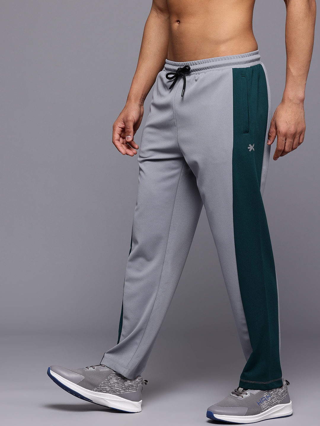 

HRX by Hrithik Roshan Men Solid Track Pant, Grey