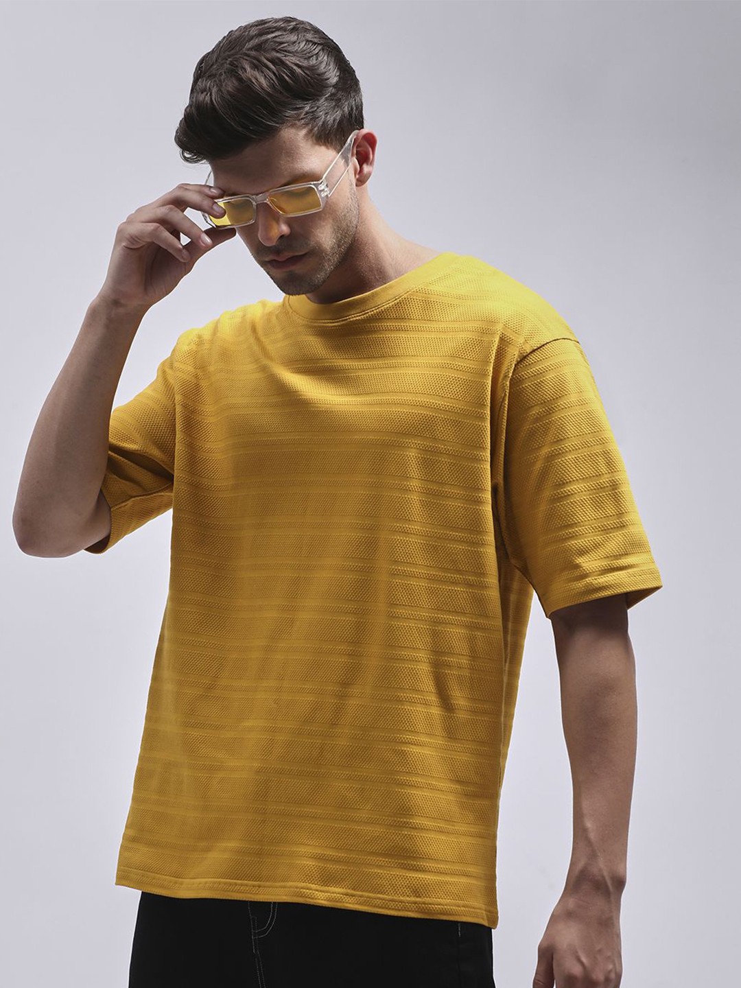 

DILLINGER Men Round Neck Solid Oversized Pure Cotton T-shirt, Mustard