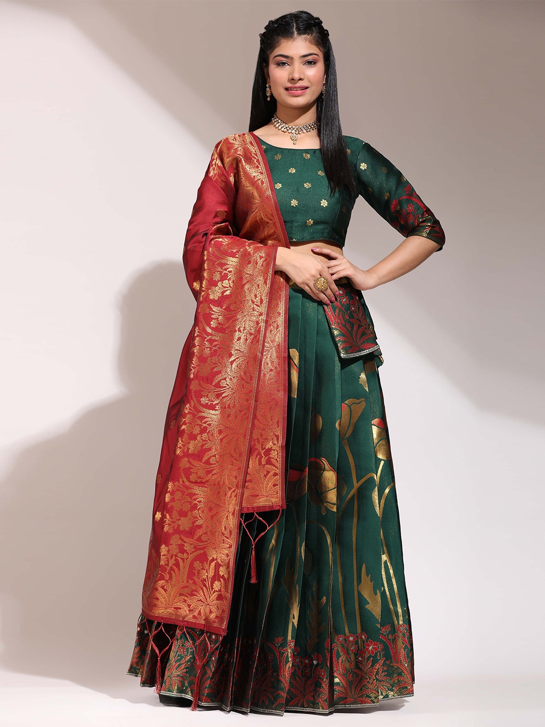 

Fabcartz Semi-Stitched Lehenga & Unstitched Blouse With Dupatta, Green