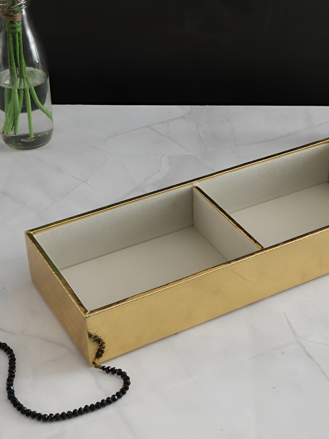 

THE HOME CO. Gold Toned & White Textured Jewellery Organiser