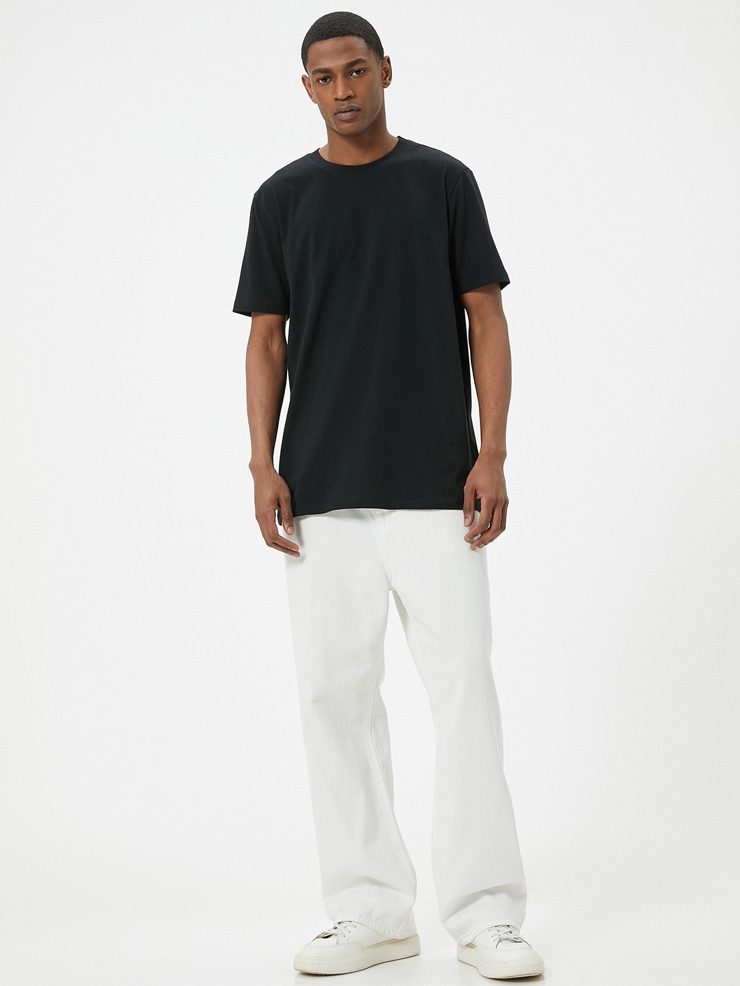 

Koton Men Round Neck Solid Pure Cotton Longline T-shirt, Black