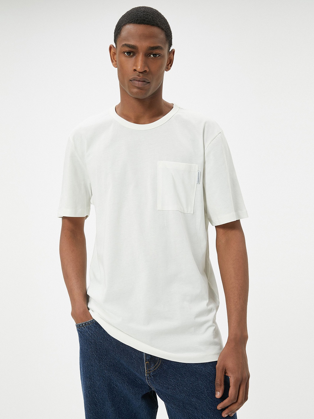 

Koton Men Round Neck Solid Pure Cotton Drop Shoulder Sleeves Longline T-shirt, White