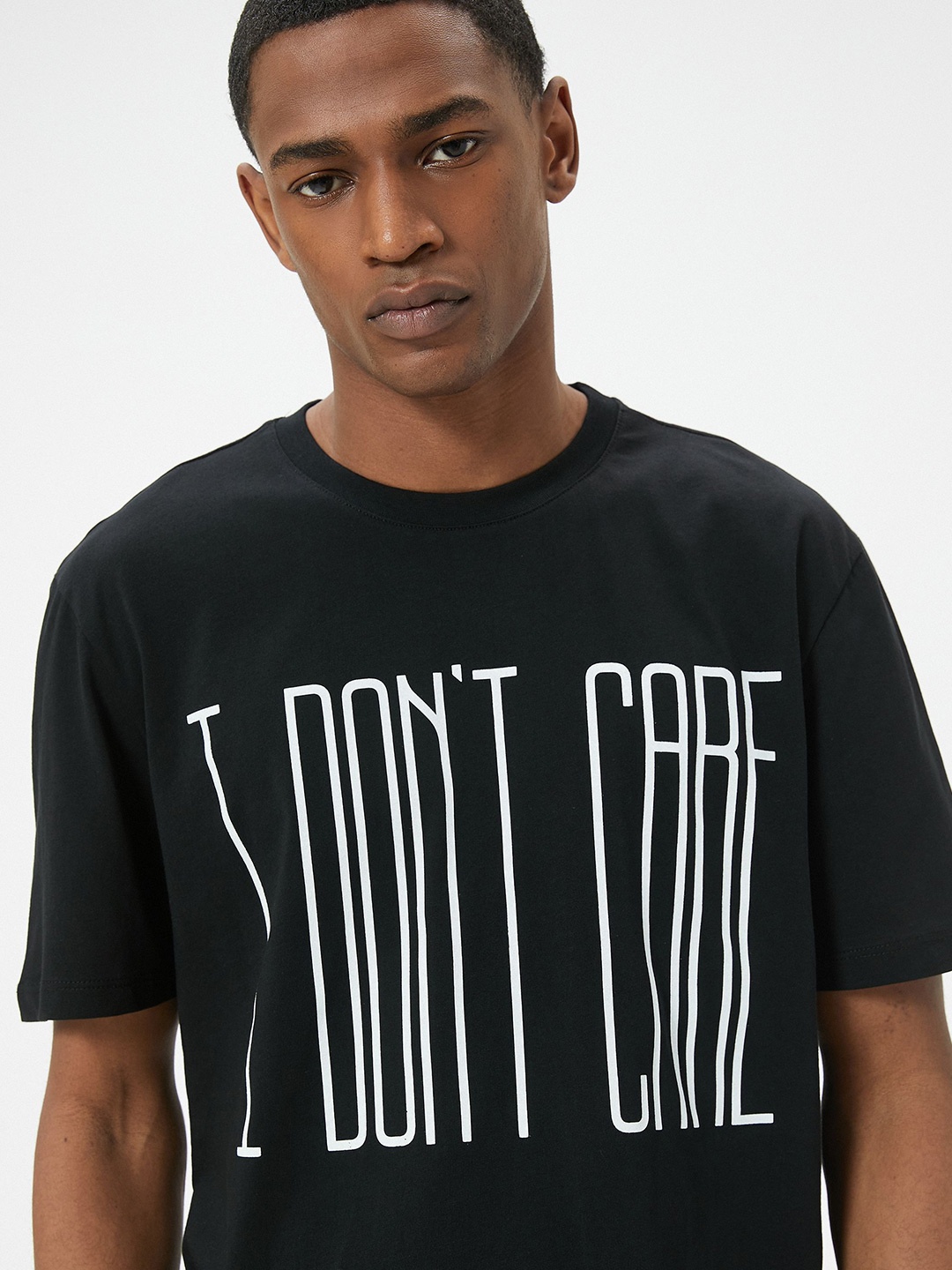 Koton Men Typography Round Neck T-shirt, Black