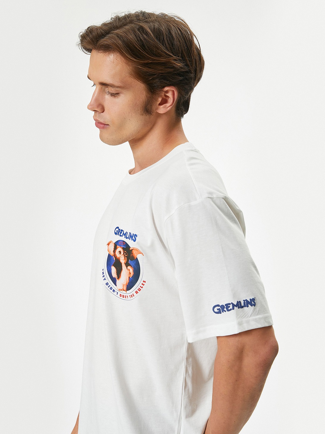 

Koton Men Graphic Printed Round Neck Oversized T-shirt, White