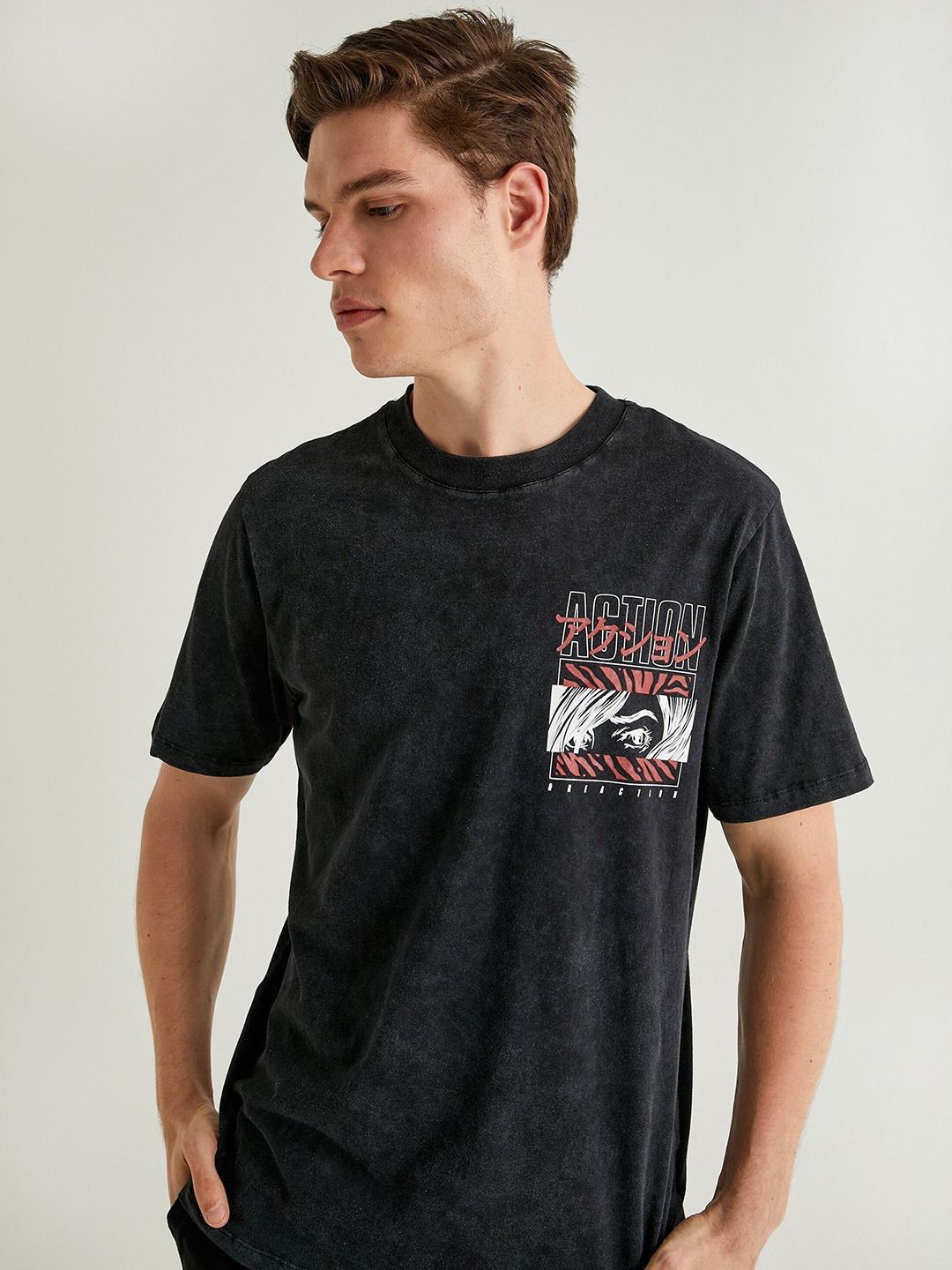 

Koton Men Typography Pockets T-shirt, Black