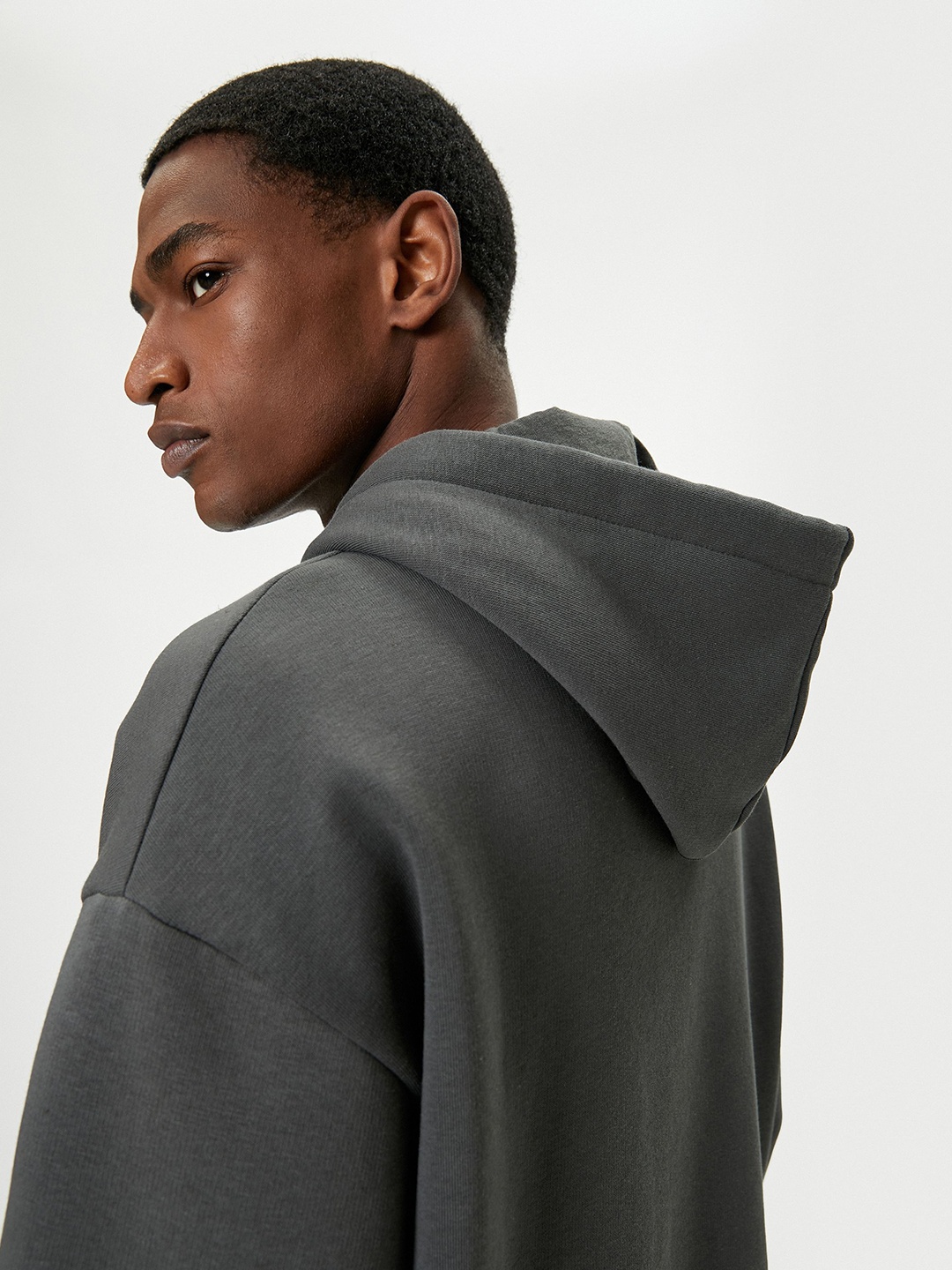 

Koton Men Casual Long Sleeves Sweatshirt, Grey