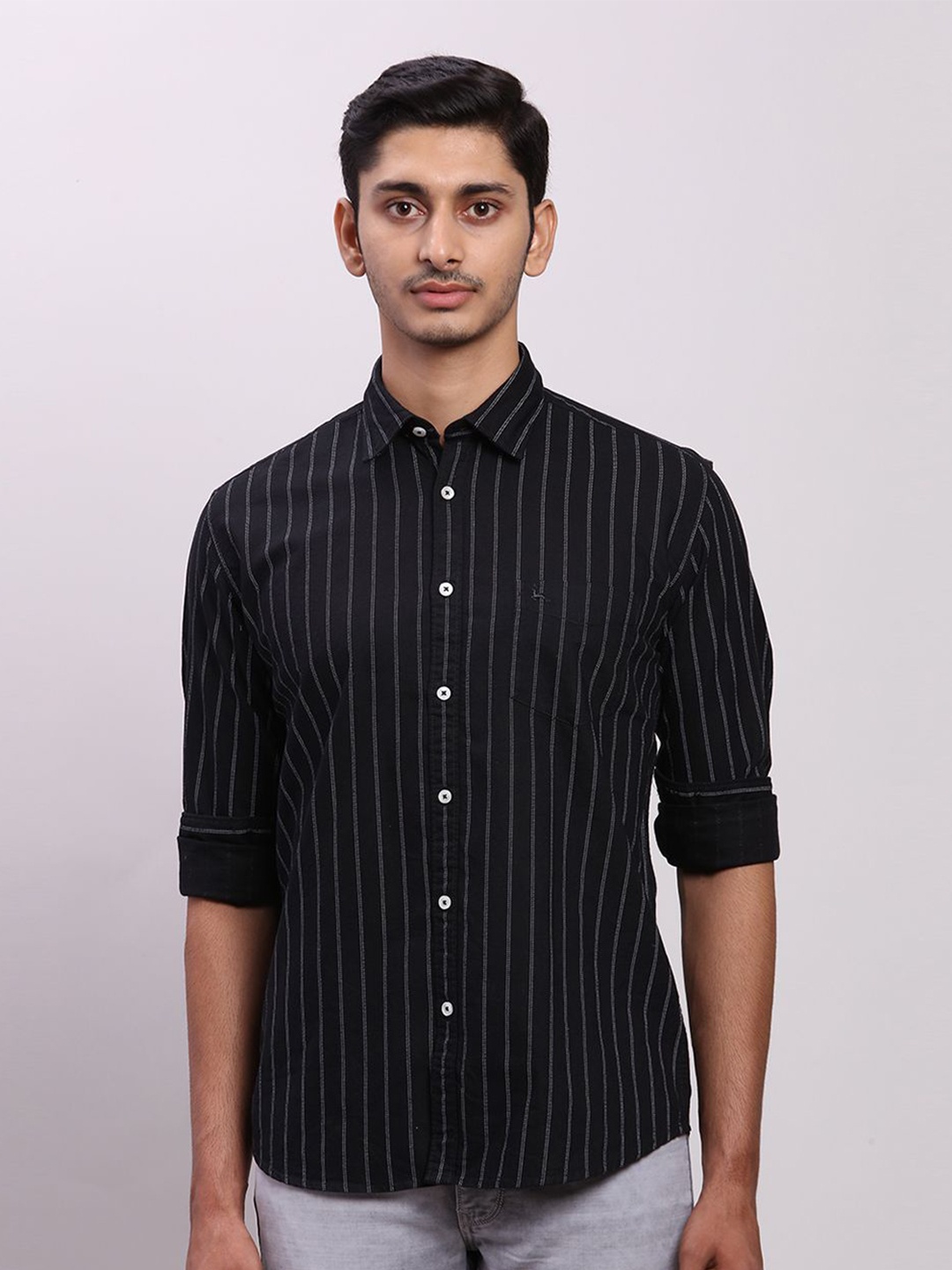 

Parx Men Slim Fit Opaque Striped Casual Shirt, Black