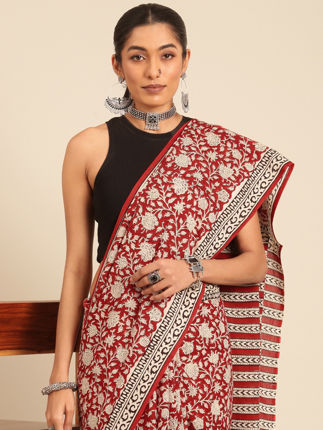 

Taavi Block Printed Pure Cotton Bagru Saree, Maroon