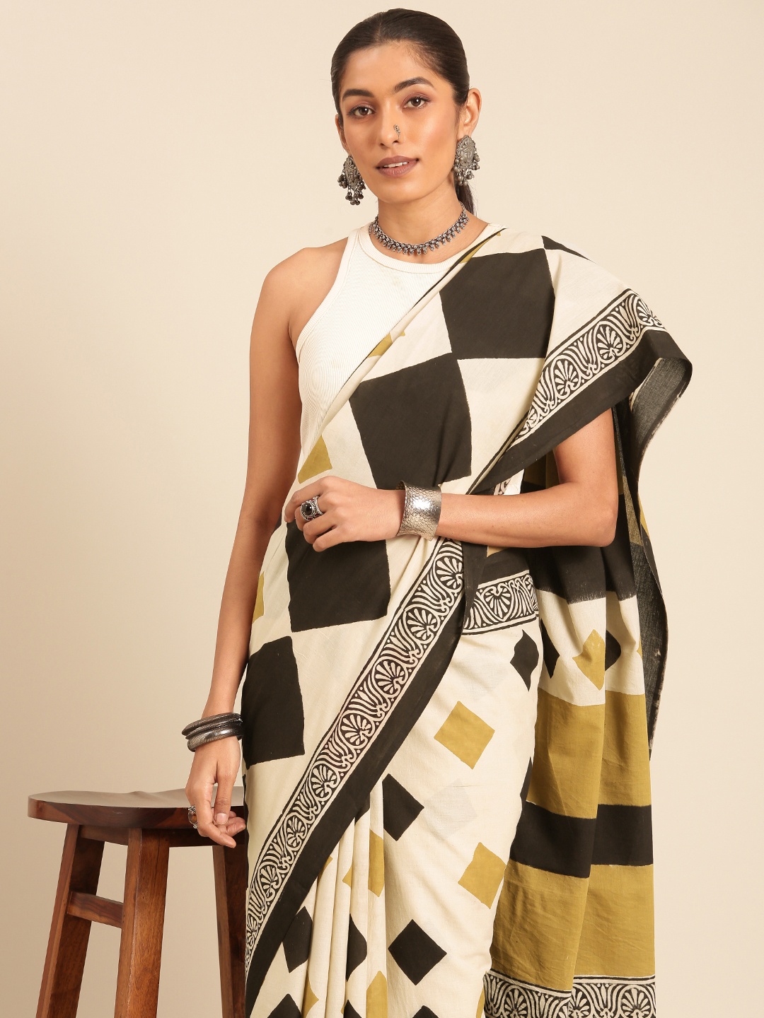 

Taavi Block Printed Pure Cotton Bagru Saree, Cream