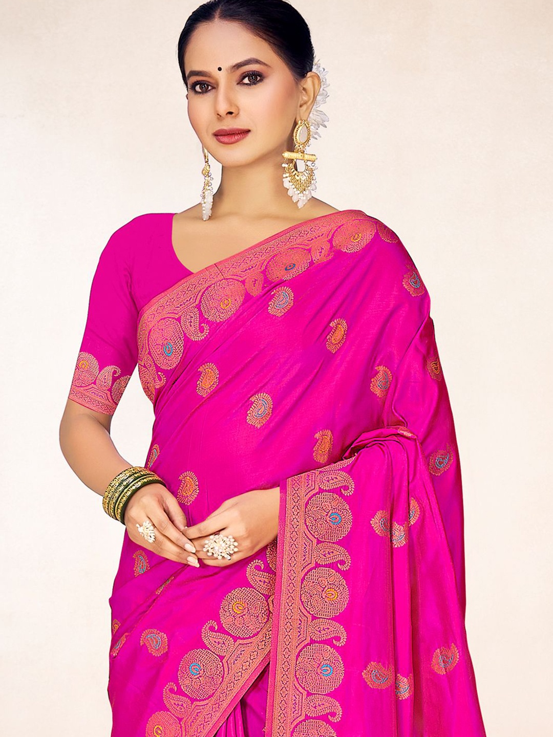 

Exclusiva Woven Design Zari Saree, Pink