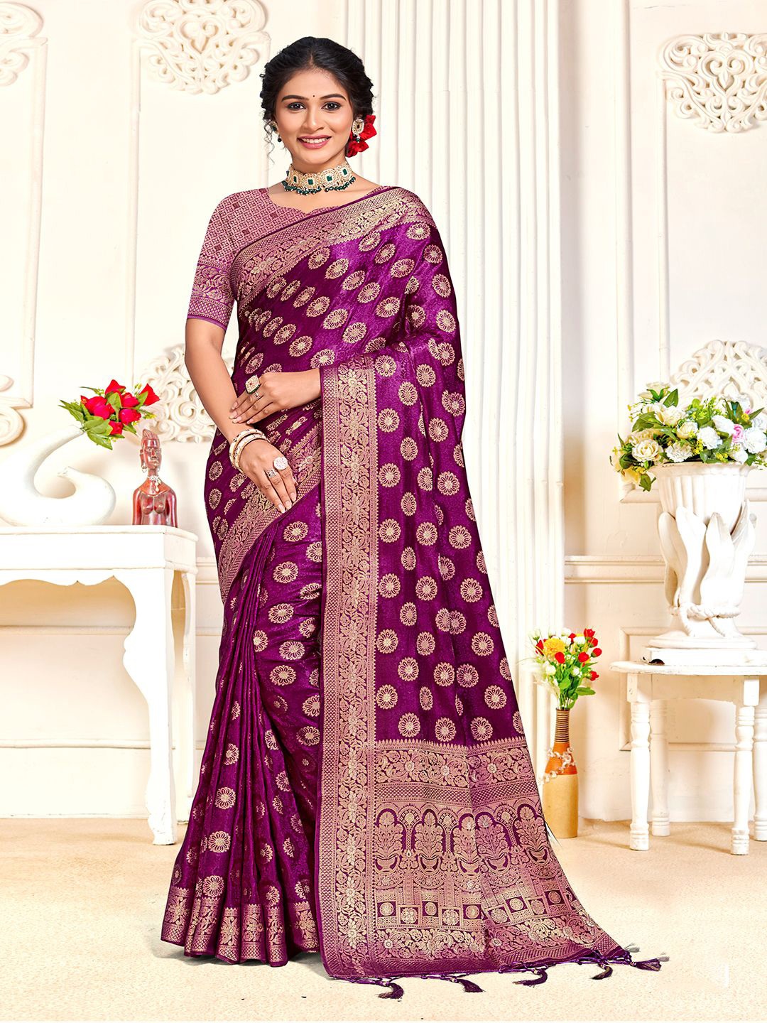 

Exclusiva Woven Design Zari Saree, Purple