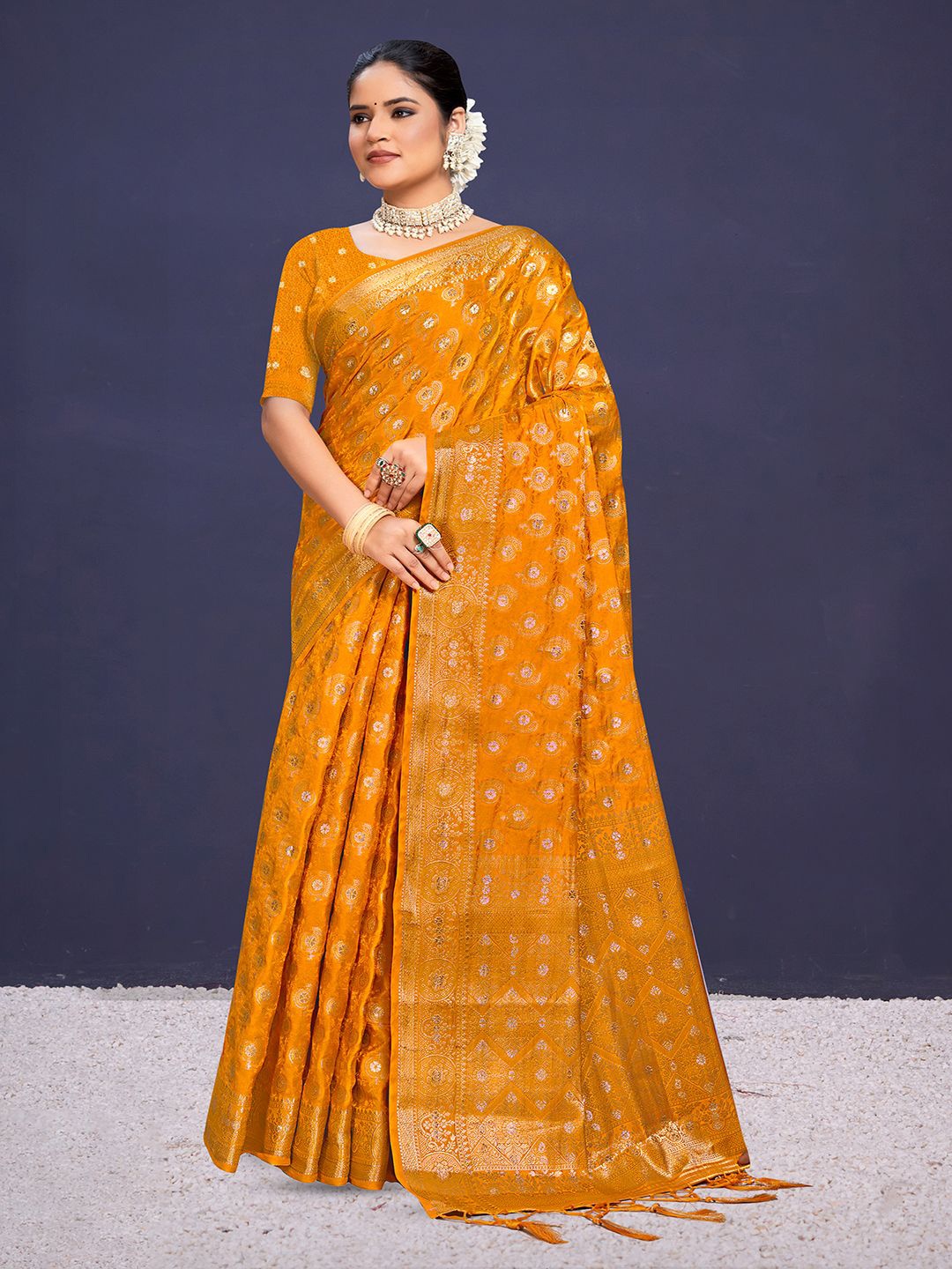 

Exclusiva Woven Design Zari Saree, Orange