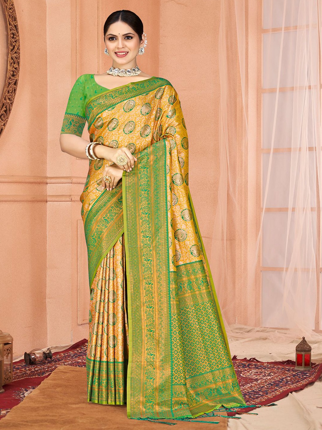 

Exclusiva Woven Design Zari Saree, Yellow