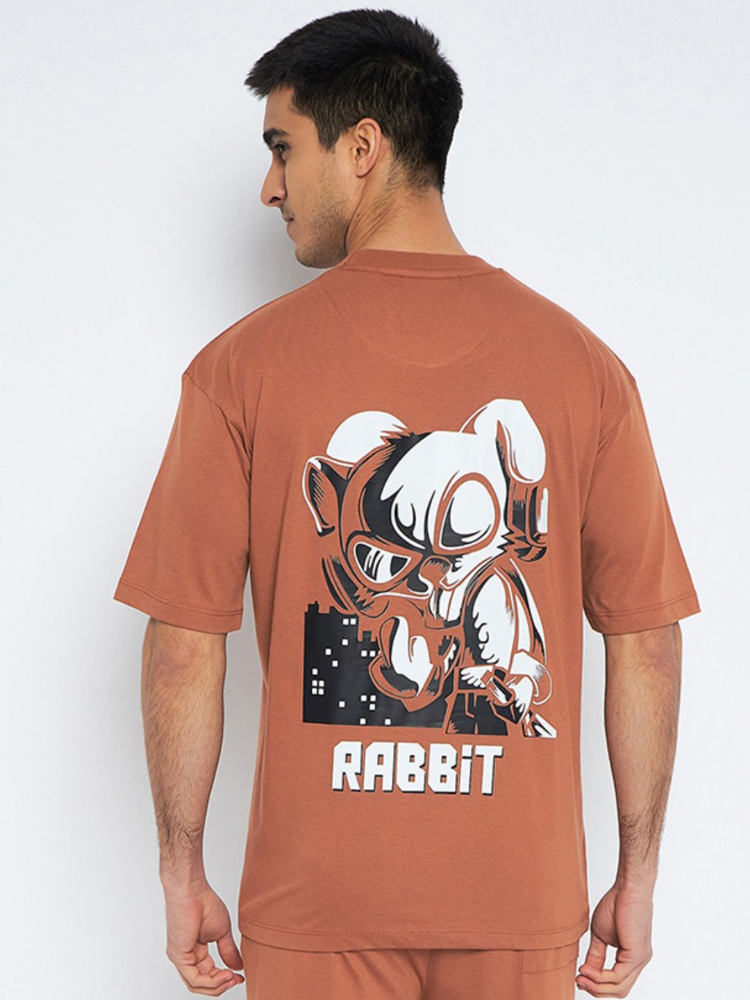 

WILD WEST Men Oversized Graphic Printed T Shirt, Brown
