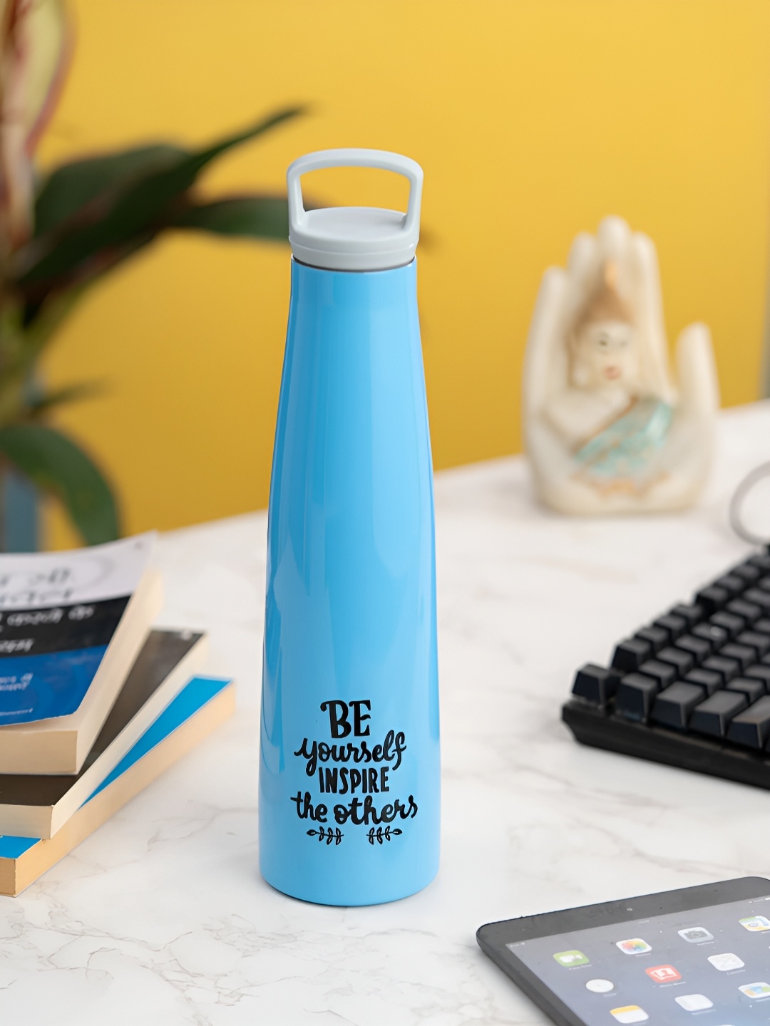 

CLAY CRAFT Vacbott Blue Stainless Steel Double Wall Vacuum Water Bottle 700ml