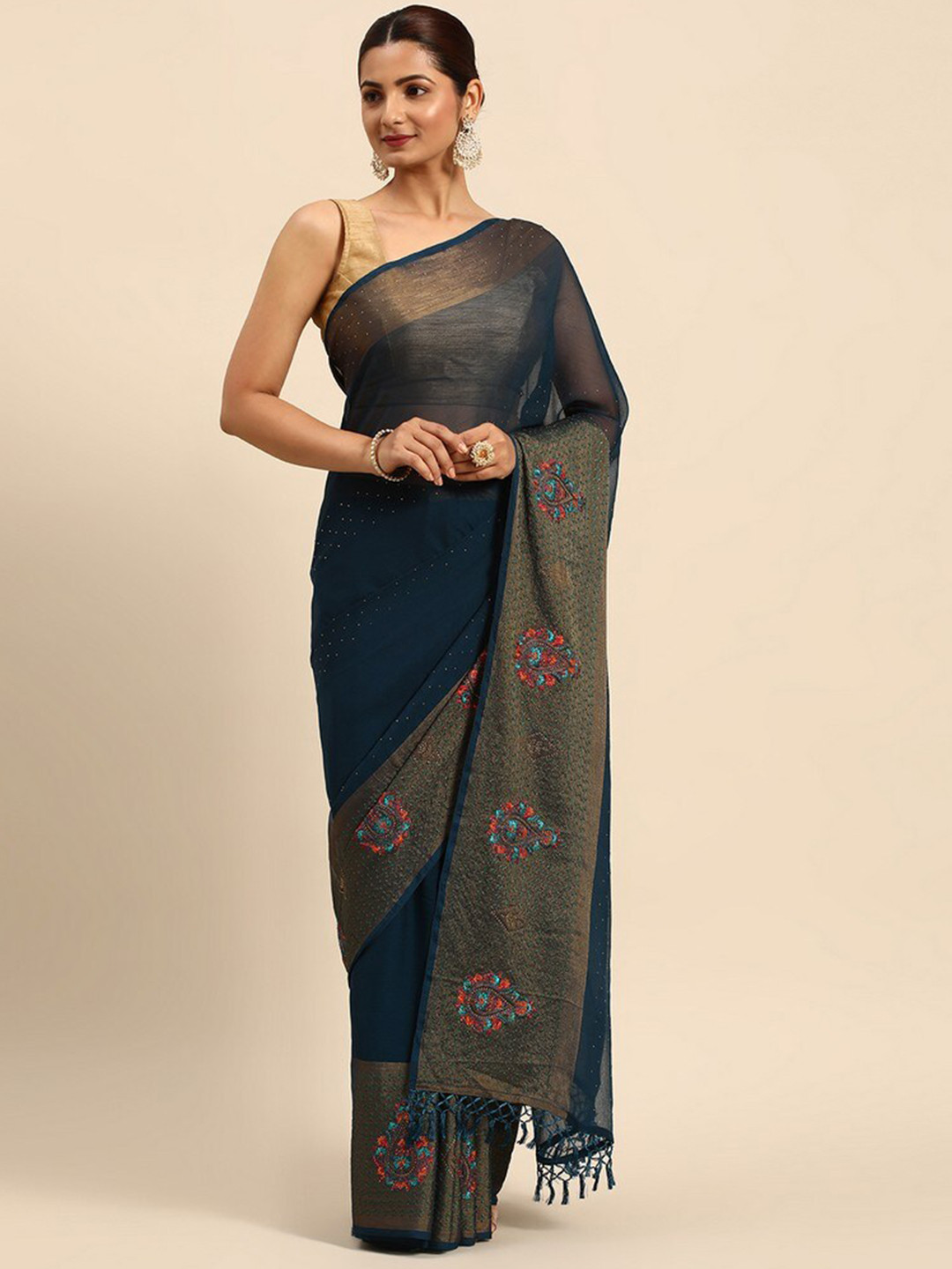 

HERE&NOW Embellished Beads and Stones Saree, Blue