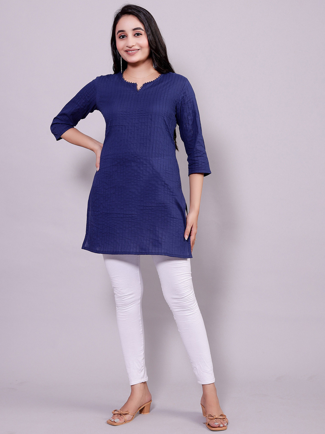 

VASVI Notch Neck Three Quarter Sleeves Thread Work Straight Kurta, Blue