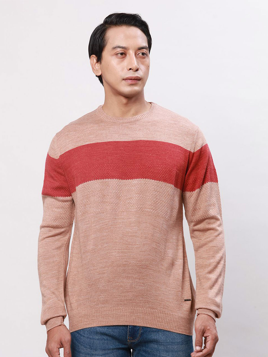 

Park Avenue Men Colourblocked Pullover, Orange