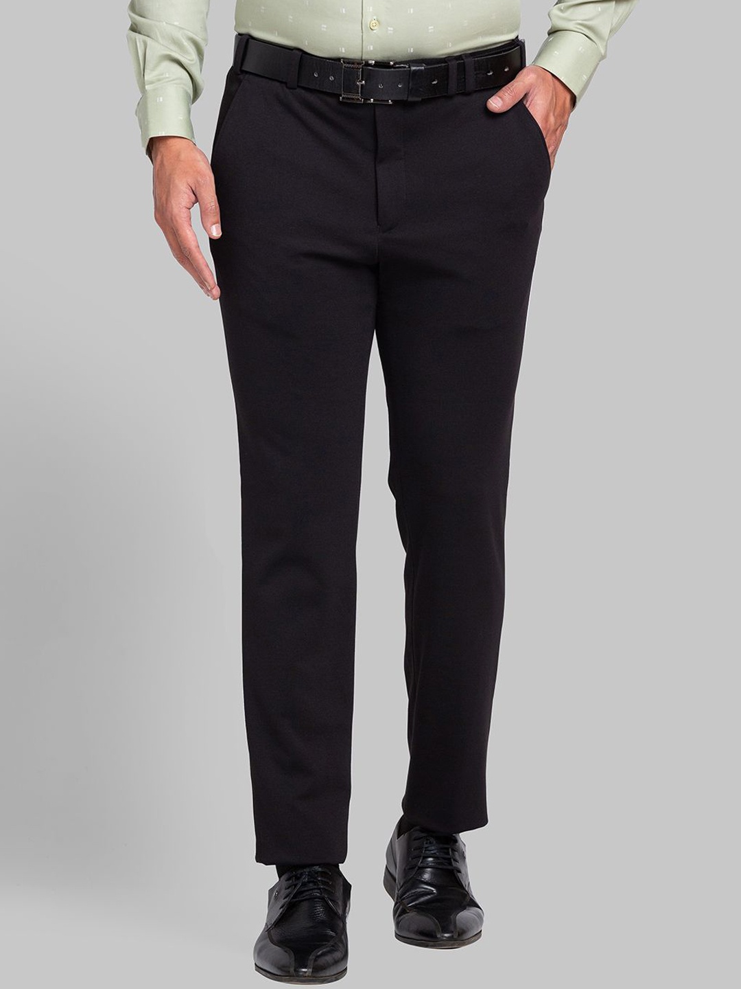 

Park Avenue Men Slim Fit Trousers, Black