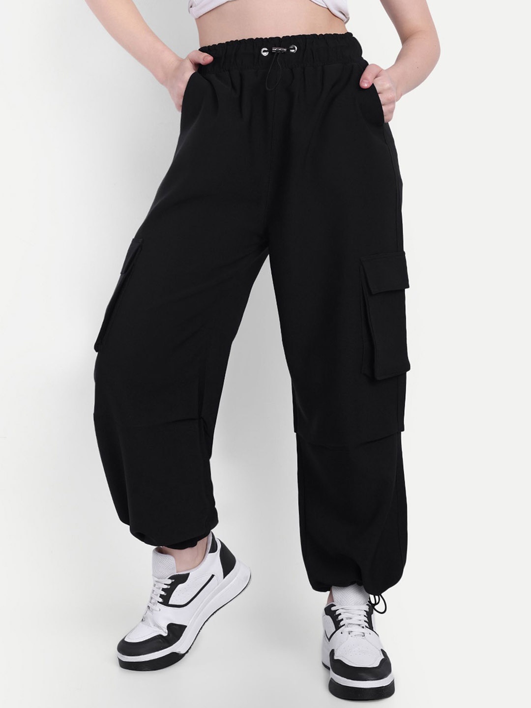 

BROADSTAR Baggy Fit Cargo Track Pants, Black