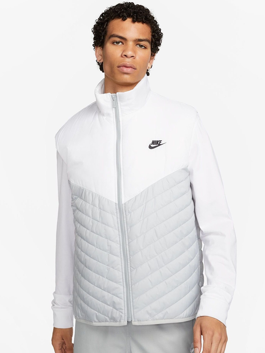 

Nike Men Therma-FIT Windrunner Puffer Vest, Grey