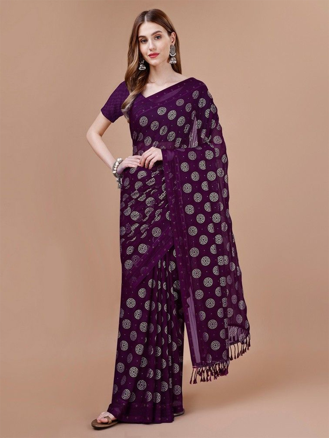 

HERE&NOW Beads and Stones Bandhani Pure Chiffon Saree, Burgundy